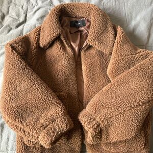 New Vero Moda brown Teddy Jacket. Size small